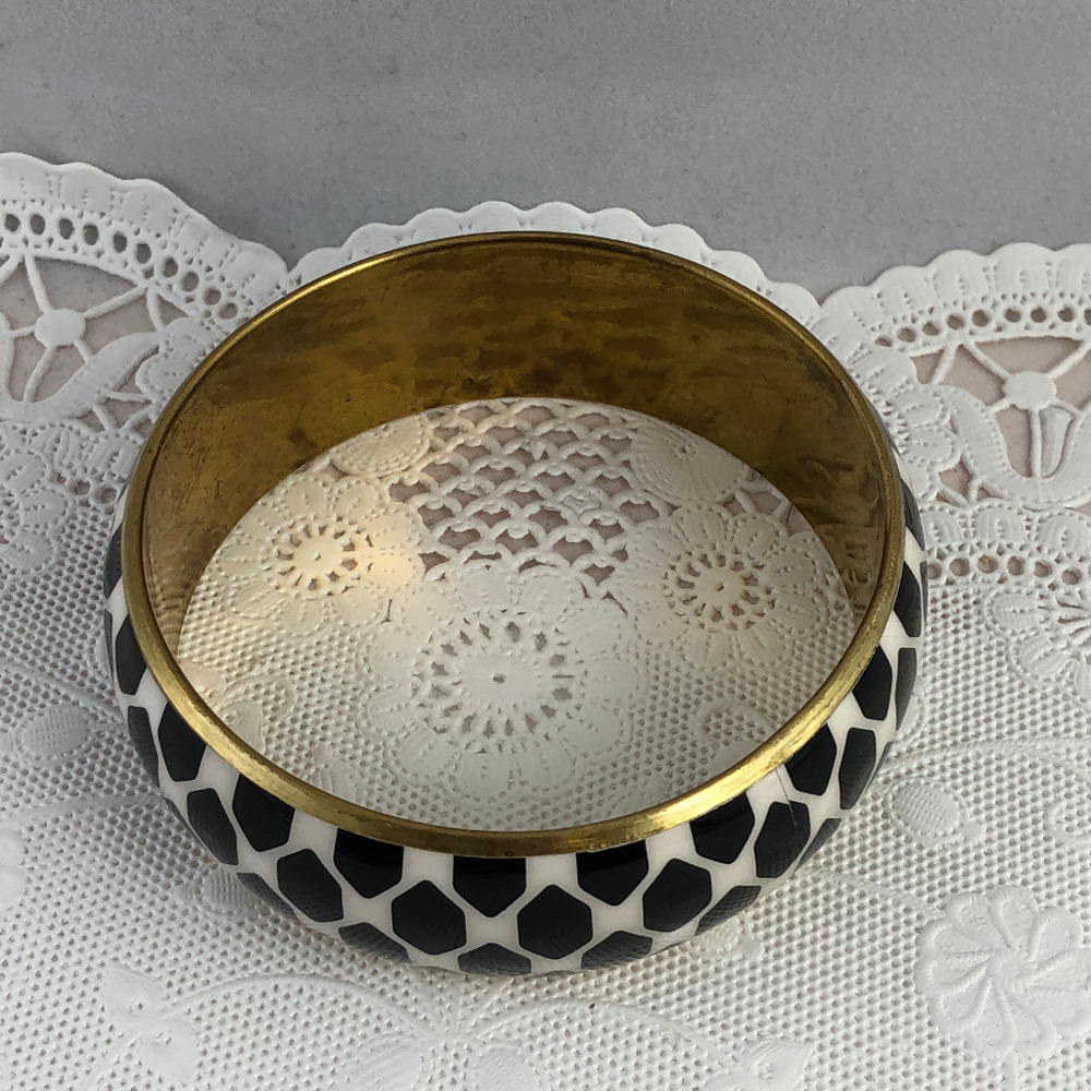 Black and White Bangle Gold Tone - Picture 2 of 3